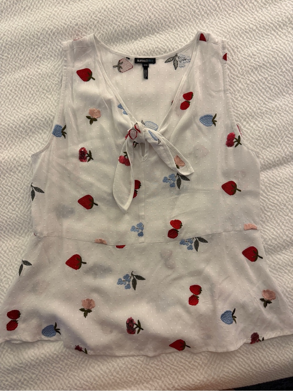 Buffalo Blu Embroidered Fruit Tie Front Blouse M Swiss Dot Cottagecore
